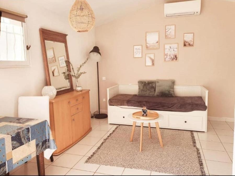 Le Studio Charme Et Tranquillite Le Plan-de-la-Tour Exterior photo